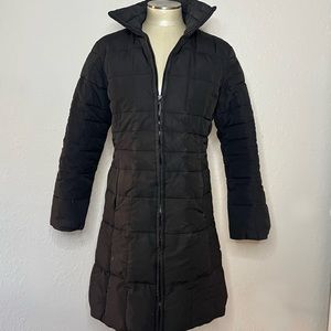 Womens New york & Company long down puffer winter coat🖤🖤🖤